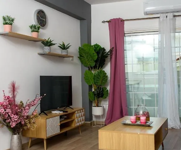 Valdivian Flat 18 Appartamento Larnaca